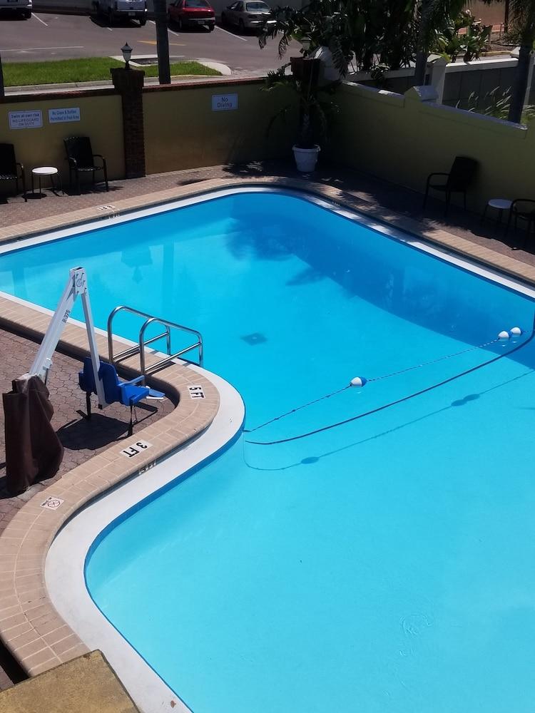 Quality Inn Airport - Cruise Port Tampa Ngoại thất bức ảnh