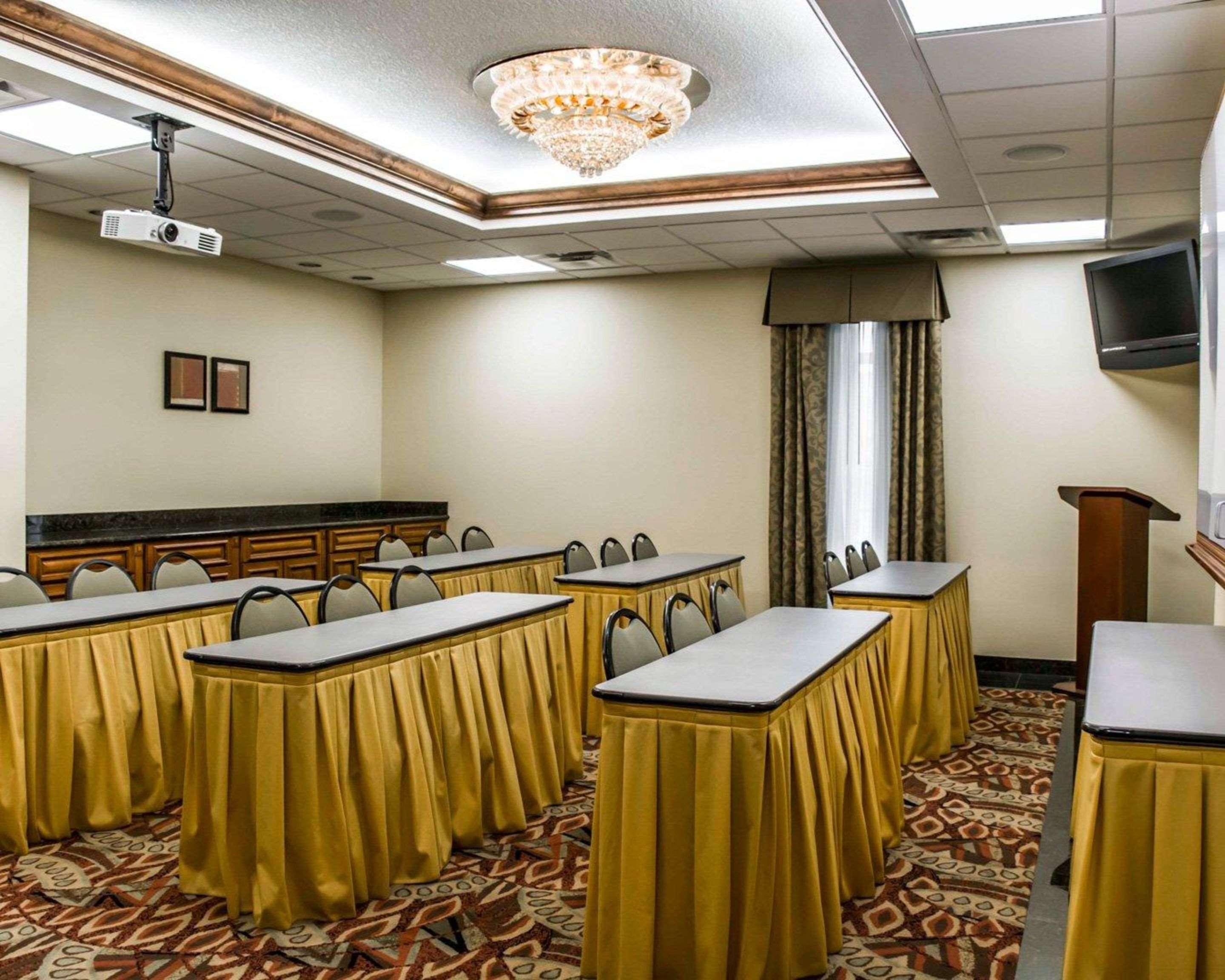 Quality Inn Airport - Cruise Port Tampa Ngoại thất bức ảnh