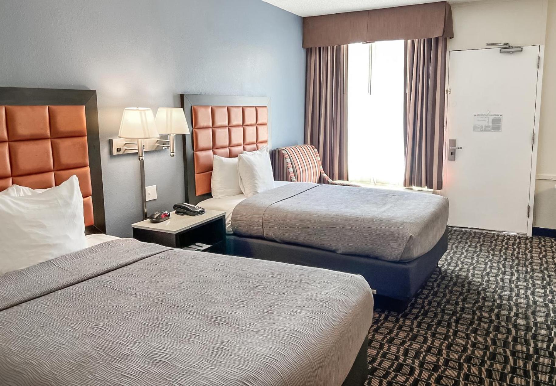 Quality Inn Airport - Cruise Port Tampa Ngoại thất bức ảnh